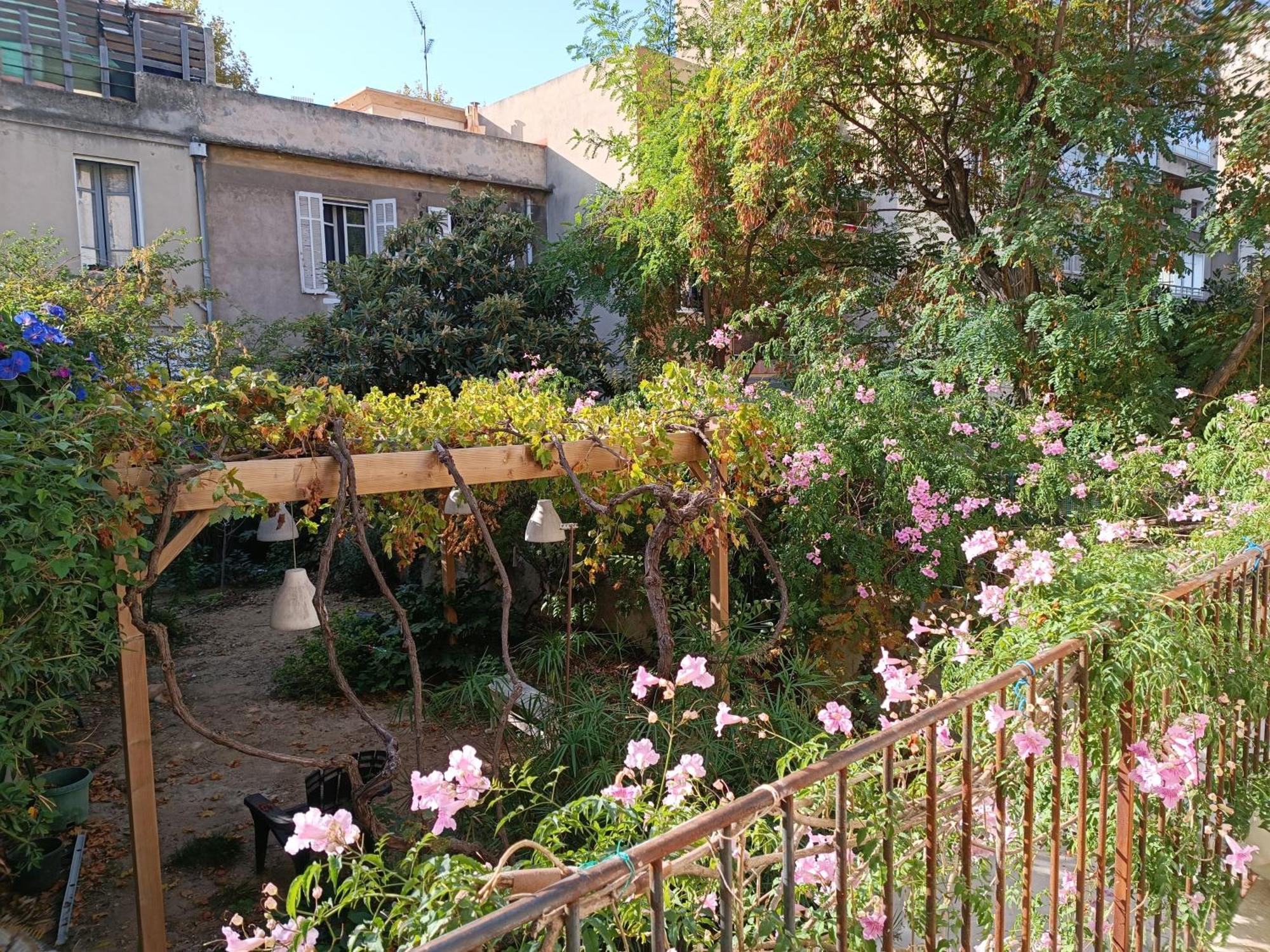 D'hotes 2 Pers - Maison Avec Jardin Et Terrasse Pres De La Friche De La Belle De Mai *